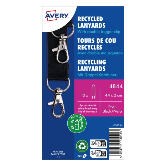 Kuva esittelee Averyn kierrätetyille kaulanauhoille suunnitellun pakkauksen. Se sisältää tietoja kuten koko, väri (musta) ja ominaisuuksia, kuten kaksoisliipaisuklipsi.