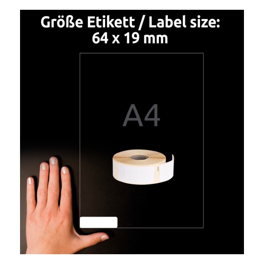 Kuvassa vasemmalla puolella näkyy käsi, joka pitää etikettirullaa. Etiketin koko on ilmoitettu olevan 64 x 19 mm, ja taustalla on A4-kokoinen esitys.