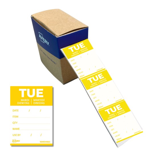 Kuva esittää Averyn irrotettavien keltaisten etikettien laatikon, jossa on osio "TUE" sekä tilat päivämäärälle, tuotteelle, määrälle, nimelle ja viimeiselle käyttöpäivälle.
