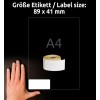 Kuvassa on käsi A4-arkin vieressä, jossa näkyy tarra-arkki ja tarran koko on 89 x 41 mm.