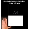 Kuvassa näkyy käsi etiketin vieressä, joka osoittaa kooksi 210 x 148 mm, ja siinä on 'A4'-merkintä. Etiketti on jaettu mustaan ja valkoiseen osaan.